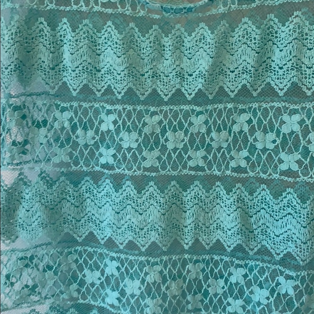 Layering Top - Picture 3 of 3